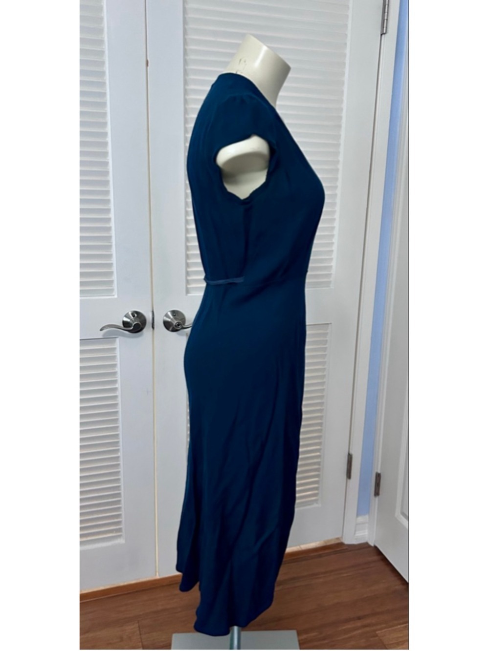 Reformation Chamomile Navy Blue Wrap Maxi Dress Size L V-Neck High Low - Picture 6 of 11